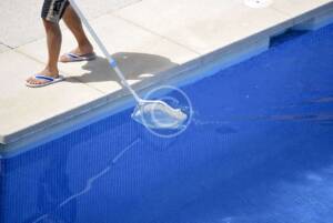 Swimming pool residential cleaning